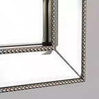 Armoire à pharmacie encastrée Metro à perles 16 po x 26 po - Head West : Fixation murale, Cadre en polystyrène, 3 étagères