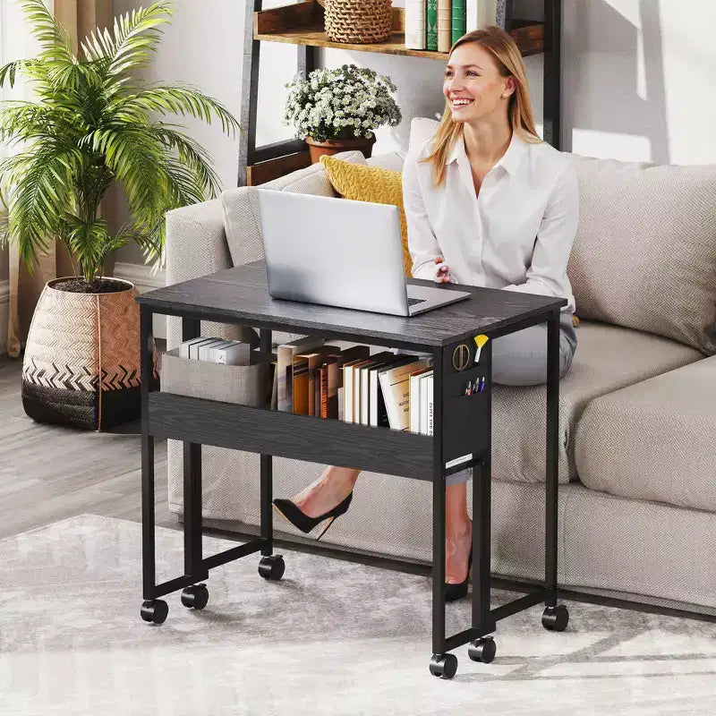HOMCOM Petit bureau pliable, bureau d'ordinateur pliable de 80 cm avec sac de rangement, étagère et roulettes pour petits espaces, bureau à domicile, assemblage facile