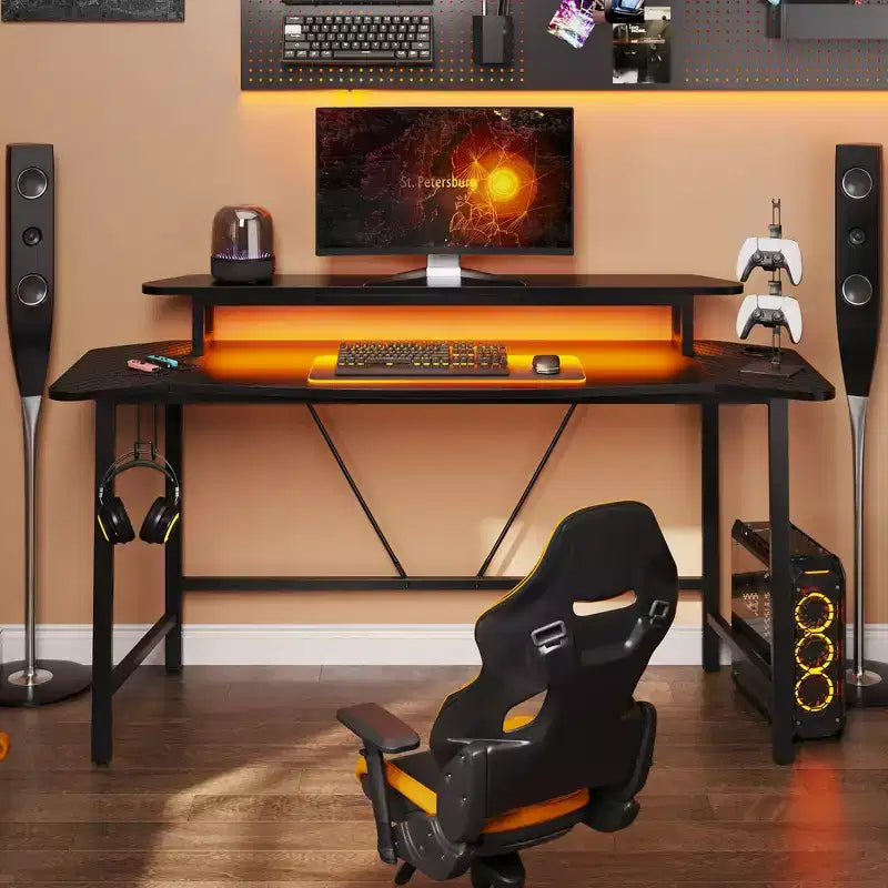Bestier 63 Bureau de gaming avec lumière LED et support pour écran, bureau d'ordinateur avec porte-gobelet et crochet pour casque, poste de travail de gamer moderne pour bureau à domicile, noir