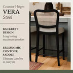 Tabouret de comptoir Maven Lane Vera avec revêtement en tissu, hauteur d'assise de 66 cm
