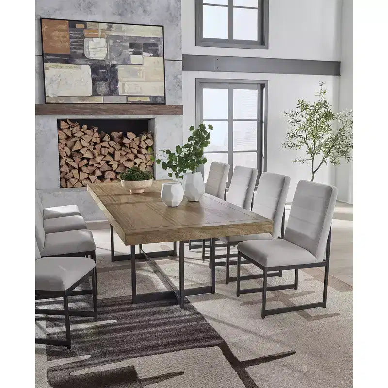 Signature Design by Ashley Tomtyn, Chaises de salle à manger modernes rembourrées, Lot de 2, Beige
