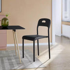 Lot de 1 chaise de salle à manger, chaises de cuisine modernes empilables, chaise de salle à manger en plastique avec pieds en métal, imperméable et résistante aux taches, noire