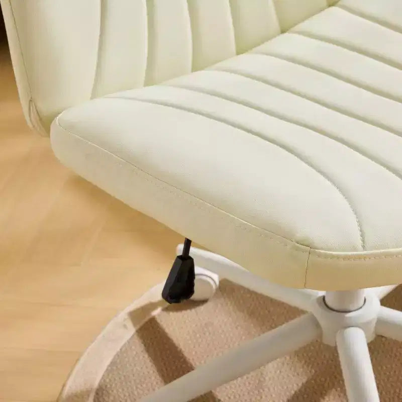 Karl Home | Chaise de bureau pivotante en cuir vert avocat à griffe de chat, réglable en hauteur