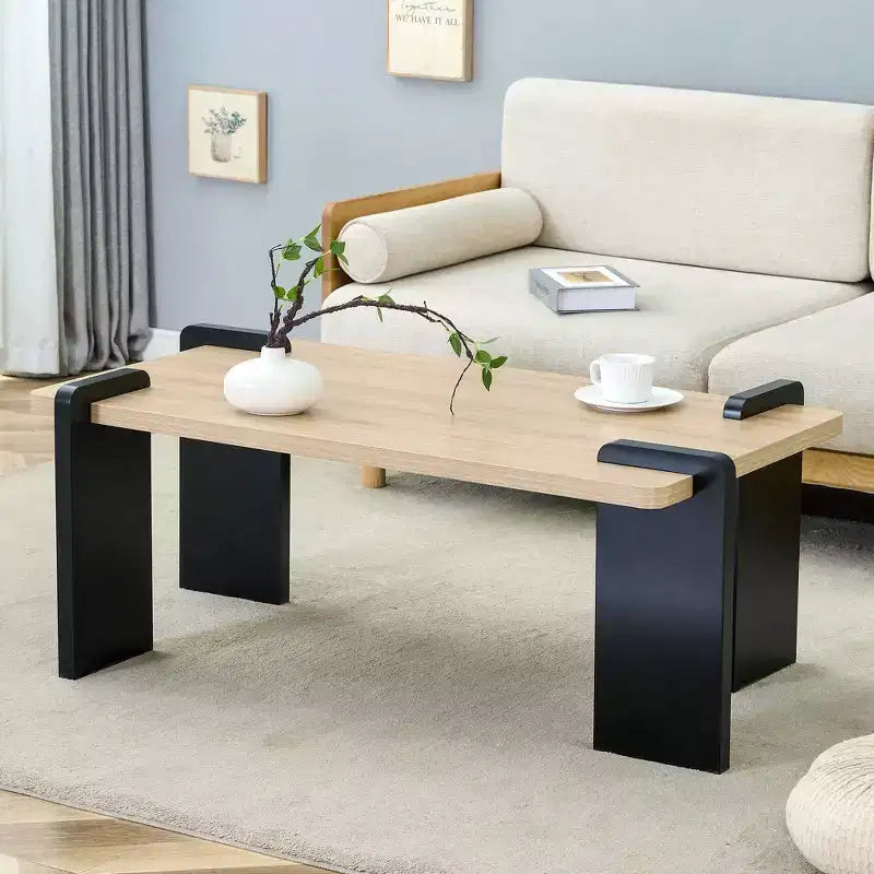 Table basse en MDF couleur bois naturel, adaptée aux salons et espaces de loisirs modernes et minimalistes