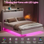 Cadre de lit Queen flottant avec lumières LED et station de charge, plateforme rembourrée en cuir PU, design moderne peu encombrant, cadre en fer