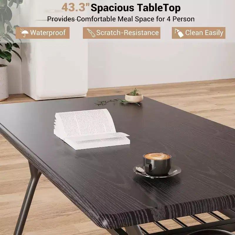 Ensemble de salle à manger 5 pièces pour petits espaces avec table rectangulaire, étagère de rangement intégrée, 4 chaises de luxe en velours, surface résistante aux rayures, peu encombrant