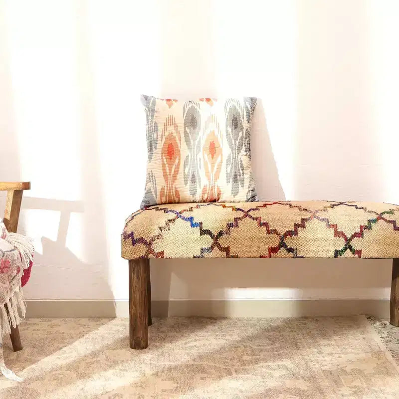 Banc rembourré GDFStudio Martina Modern 45 en bois massif et tissu de jute