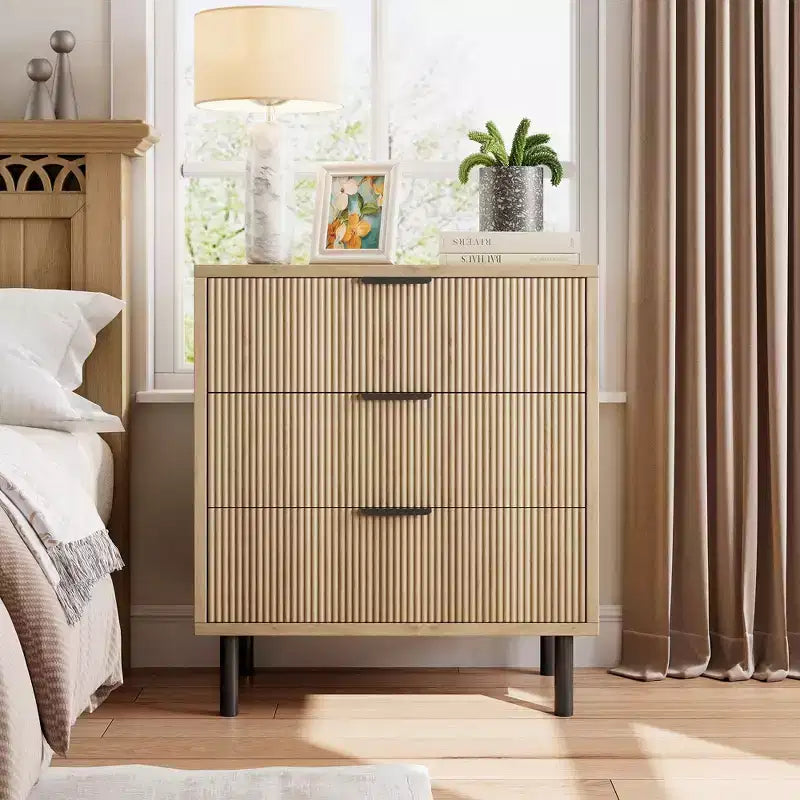 Commode 3 tiroirs GustoWave, commode de 71 cm de large avec dispositif anti-basculement, table de chevet haute en bois avec rangement et pieds en métal
