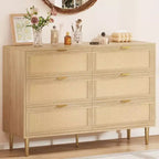 Commode GustoWave à six tiroirs en rotin naturel pour chambre à coucher, avec pieds et poignées dorés