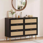 Commode GustoWave à six tiroirs en rotin naturel pour chambre à coucher, avec pieds et poignées dorés