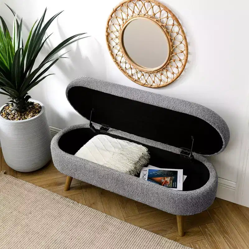 Banc ottoman de rangement ovale Okak Modern en lin avec pieds en bois d'hévéa, long repose-pieds de rangement souple pour salon, entrée, chambre à coucher