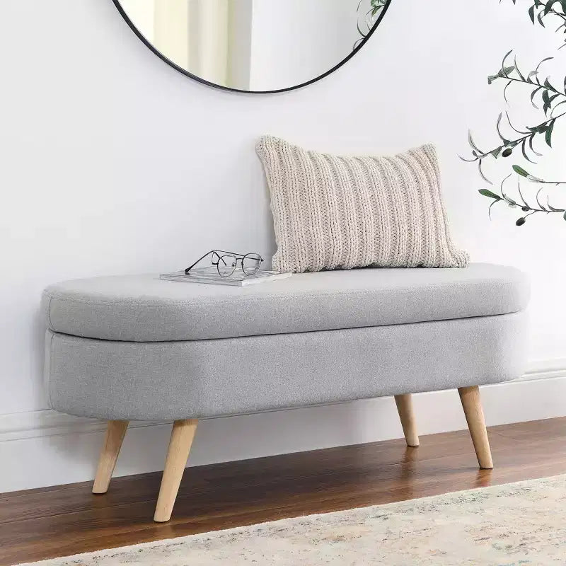 Banc ottoman de rangement ovale Okak Modern en lin avec pieds en bois d'hévéa, long repose-pieds de rangement souple pour salon, entrée, chambre à coucher