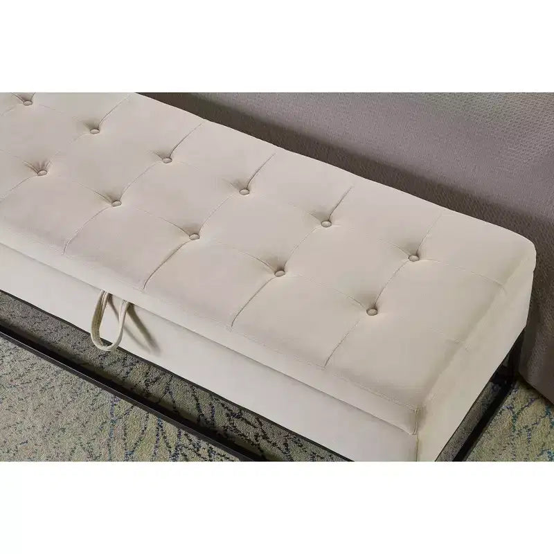 Banc ottoman de rangement en velours Okak 58.6 avec base en métal, capitonné et repose-pieds, banc de lit pour entrée et chambre à coucher.