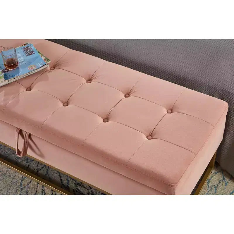 Banc ottoman de rangement en velours Okak 58.6 avec base en métal, capitonné et repose-pieds, banc de lit pour entrée et chambre à coucher.