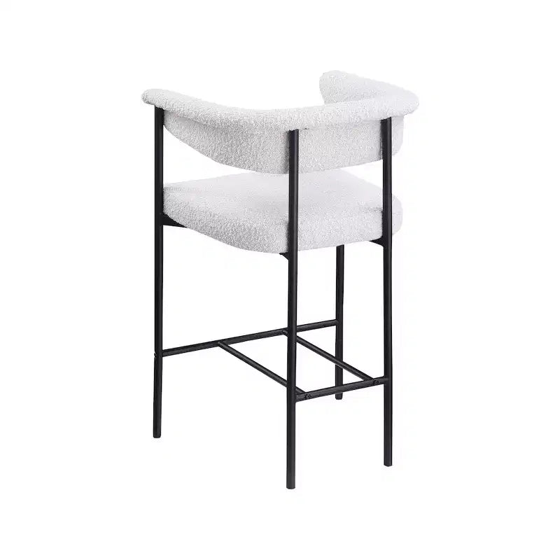 Tabouret de comptoir en tissu bouclé crème Malin de Meridian Furniture, lot de 2