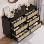 Commode 6 tiroirs en rotin naturel avec pieds et poignées dorés, grand meuble de rangement pour chambre ou salon, dispositif anti-basculement et grande surface supérieure
