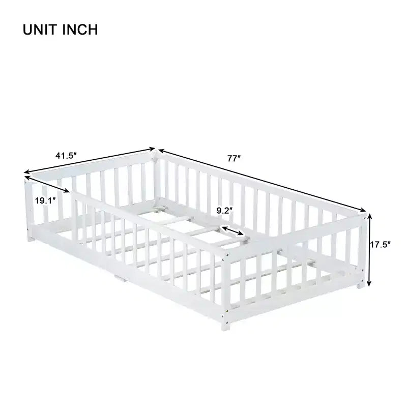 Lit double MAYEERTY au sol avec clôture sans porte, Garde-corps en bois d'hévéa blanc