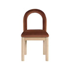 Meridian Furniture, Chaise de salle à manger en velours Conrad
