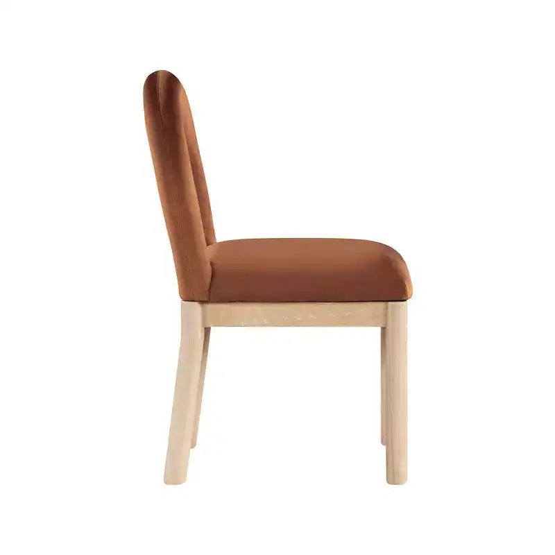 Meridian Furniture, Chaise de salle à manger en velours Conrad