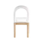 Meridian Furniture, Chaise de salle à manger en velours Conrad