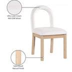 Meridian Furniture, Chaise de salle à manger en velours Conrad