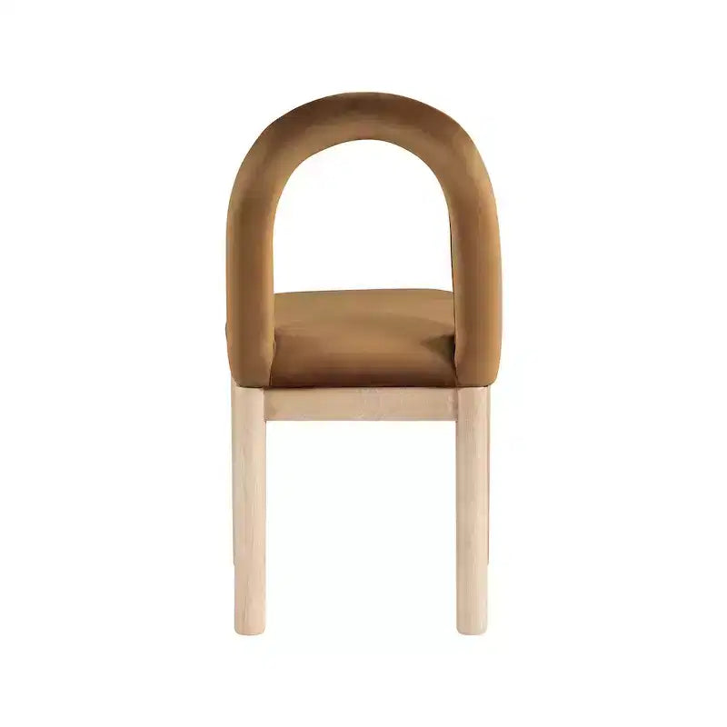 Meridian Furniture, Chaise de salle à manger en velours Conrad