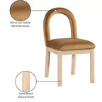 Meridian Furniture, Chaise de salle à manger en velours Conrad