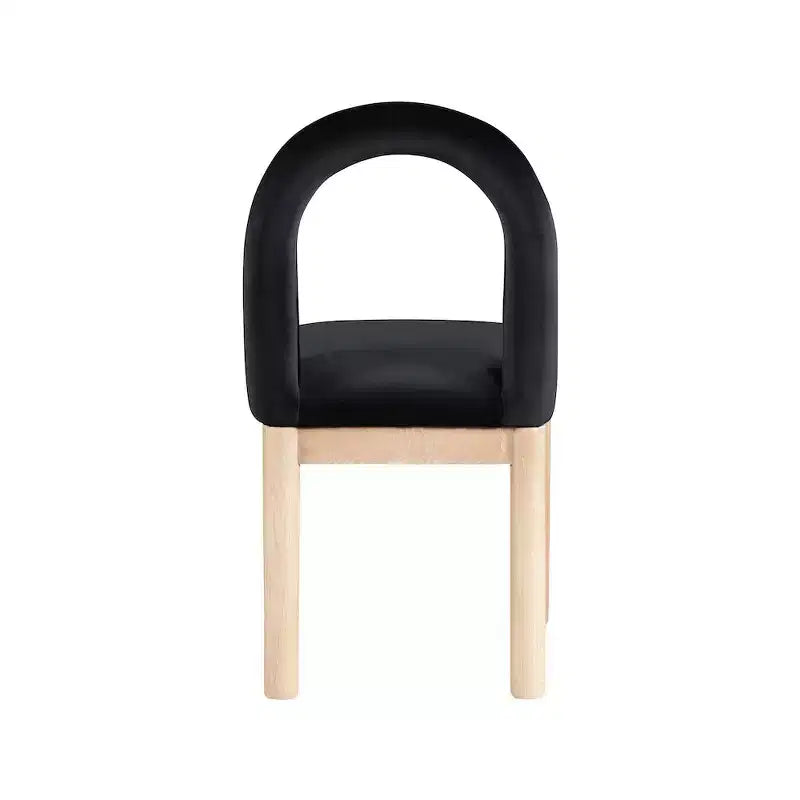 Meridian Furniture, Chaise de salle à manger en velours Conrad