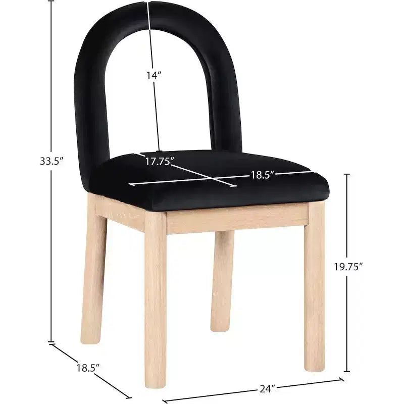 Meridian Furniture, Chaise de salle à manger en velours Conrad