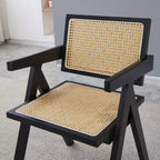 Lot de 2 chaises de salle à manger Okak en bois massif, chaises de salle à manger avec dossier en rotin et accoudoirs, chaises d'appoint de cuisine simples pour table de salon