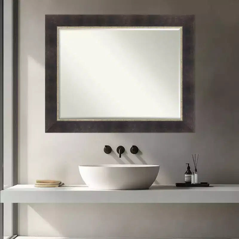Miroir mural de salle de bain en bois biseauté, petite taille, bronze antique, 28,75 x 22,75 po