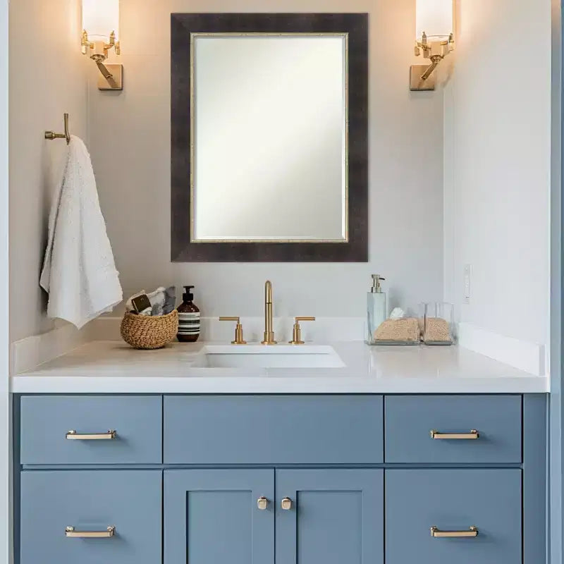 Miroir mural de salle de bain en bois biseauté, petite taille, bronze antique, 28,75 x 22,75 po