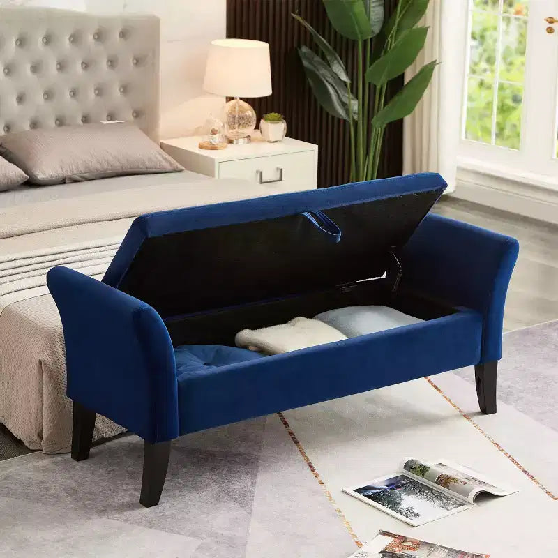 Banc de rangement en velours Okak 51,5 avec accoudoirs et pieds en bois, bout de lit avec assise rembourrée, pouf de rangement pour la maison