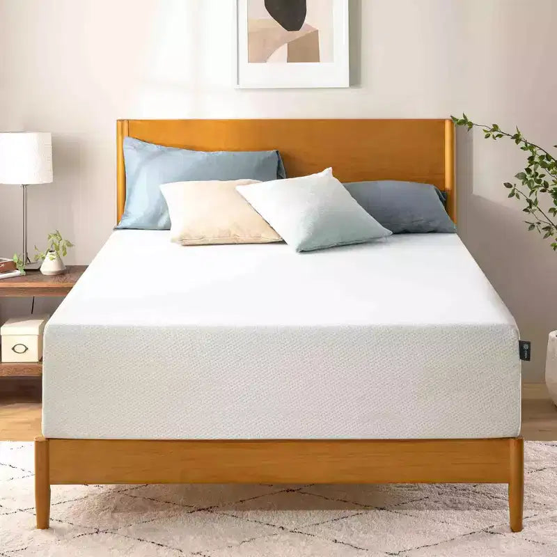 Matelas en mousse à mémoire de forme au thé vert Zinus 14 pouces Queen, sensation mi-ferme, soulagement de la pression zoné, mousses et tissus certifiés sans danger, matelas en boîte