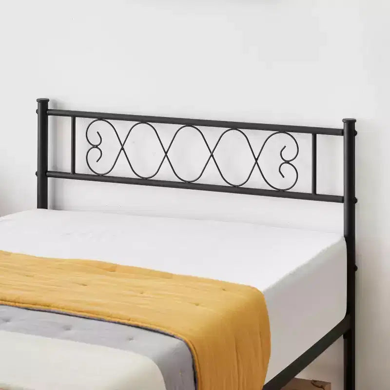 Cadre de lit plateforme en métal double taille GustoWave avec tête de lit et pied de lit, cadre de lit en forme de cœur, rangement sous le lit de 12,2 pouces