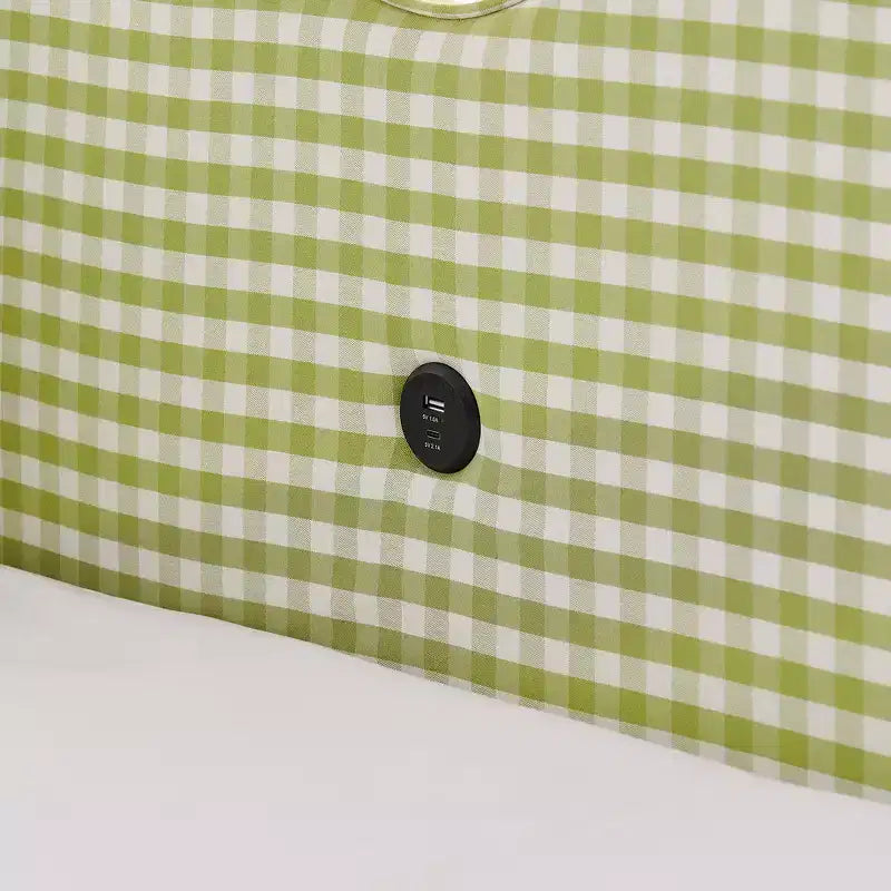 Lit de repos complet Zeus & Ruta avec lit gigogne – Tissu en lin à carreaux, tête de lit ondulée et port de chargement USB