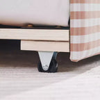 Lit de repos complet Zeus & Ruta avec lit gigogne – Tissu en lin à carreaux, tête de lit ondulée et port de chargement USB