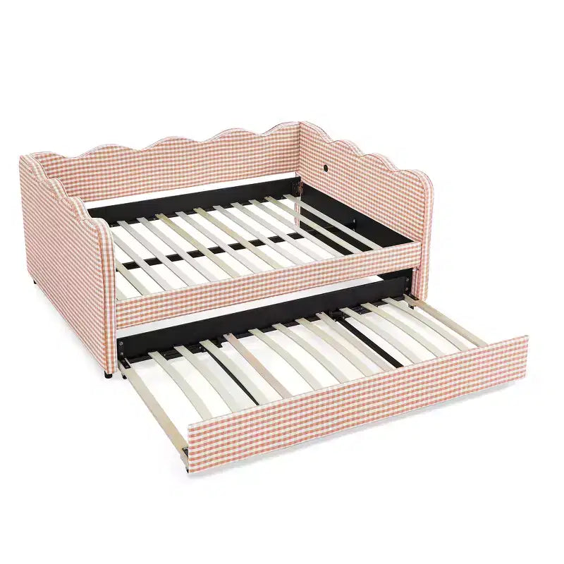 Lit de repos complet Zeus & Ruta avec lit gigogne – Tissu en lin à carreaux, tête de lit ondulée et port de chargement USB