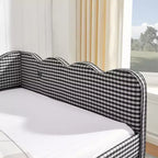 Lit de repos complet Zeus & Ruta avec lit gigogne – Tissu en lin à carreaux, tête de lit ondulée et port de chargement USB