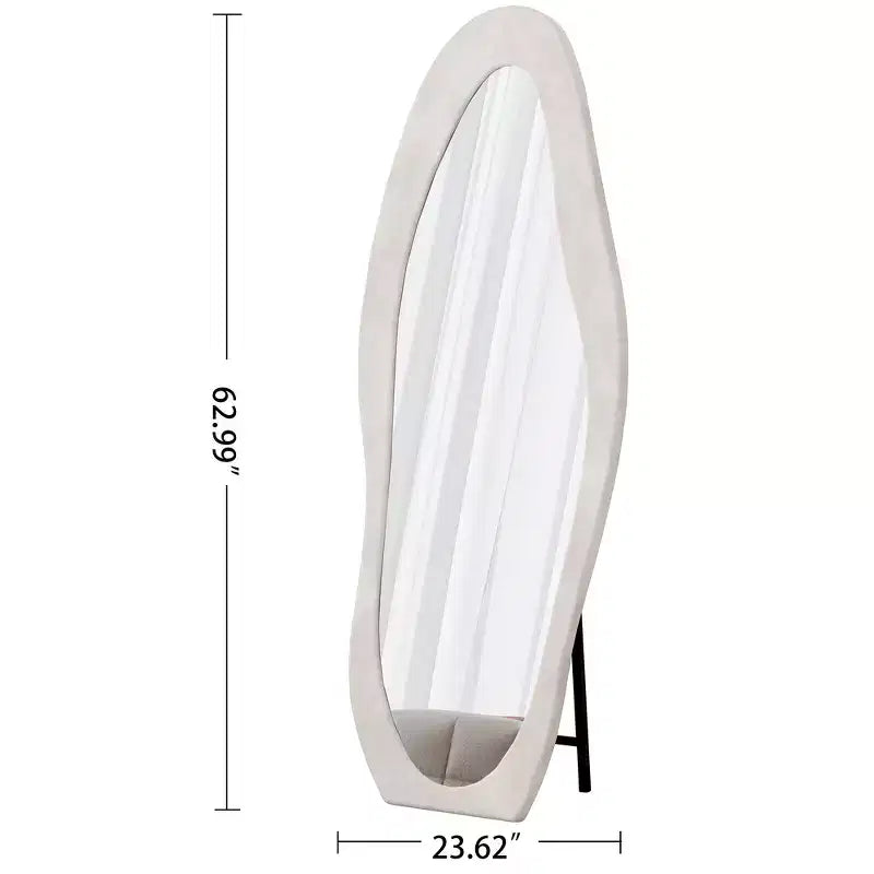 Miroir sur pied mural pleine longueur Whisen 63 x 24 de forme irrégulière, enveloppé de flanelle