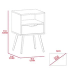 Conçue pour un usage quotidien pratique, cette table de chevet Otom, avec plateau supérieur, une étagère ouverte, un tiroir et quatre pieds – chêne fumé/blanc offre une.