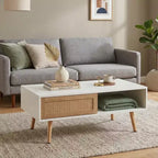 Table basse en rotin avec rangement à porte coulissante, table basse moderne avec pieds en bois massif pour salon, blanc