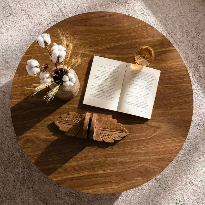 Table basse ronde en bois JVNOXK 77,5 cm pour salon, couleur noyer. Convient pour la chambre, le salon, le bureau.