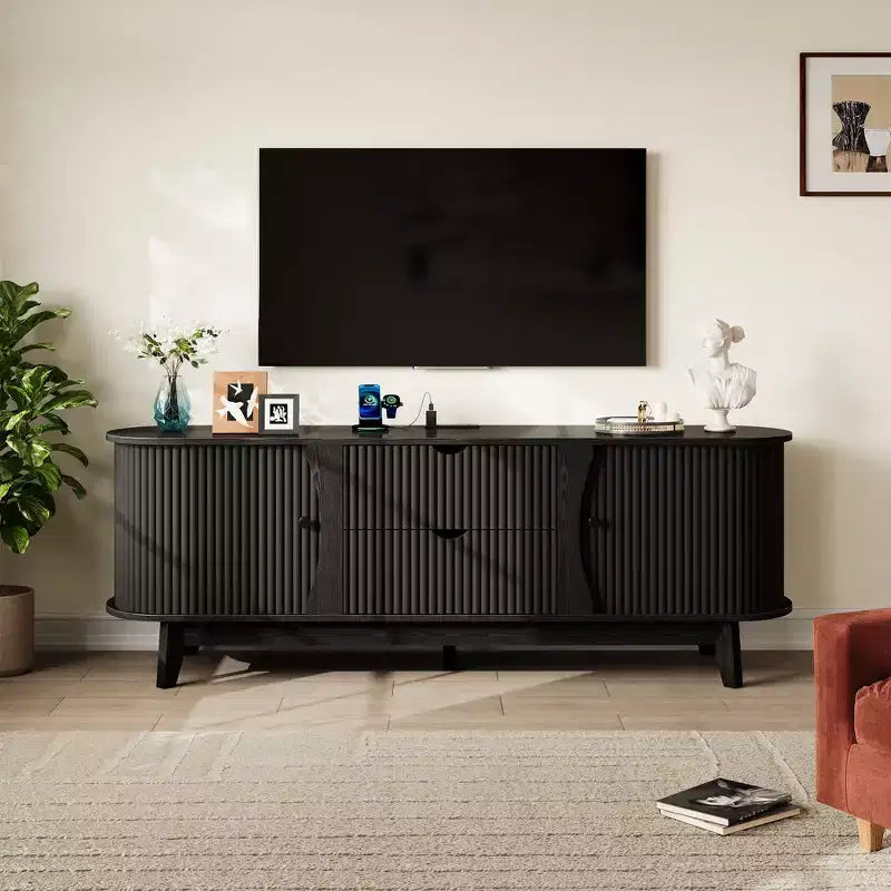 Meuble TV moderne du milieu du siècle de 63 po avec prise de courant - Meuble de divertissement en noyer avec 2 tiroirs et étagères réglables