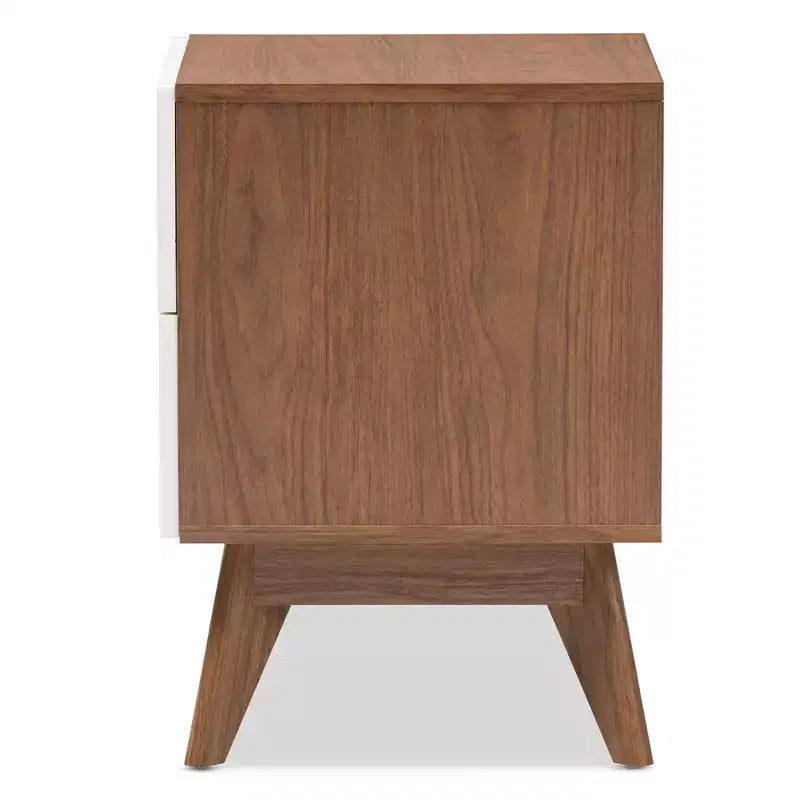 Table de chevet de rangement Calypso Mid-Century en bois à 3 tiroirs – Marron – Baxton Studio