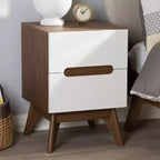 Table de chevet de rangement Calypso Mid-Century en bois à 3 tiroirs – Marron – Baxton Studio