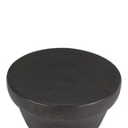 Table basse en métal Beaton de 33 po bronze rustique - WyndenHall : ronde, design industriel moderne, compartiment de rangement, revêtement par poudre