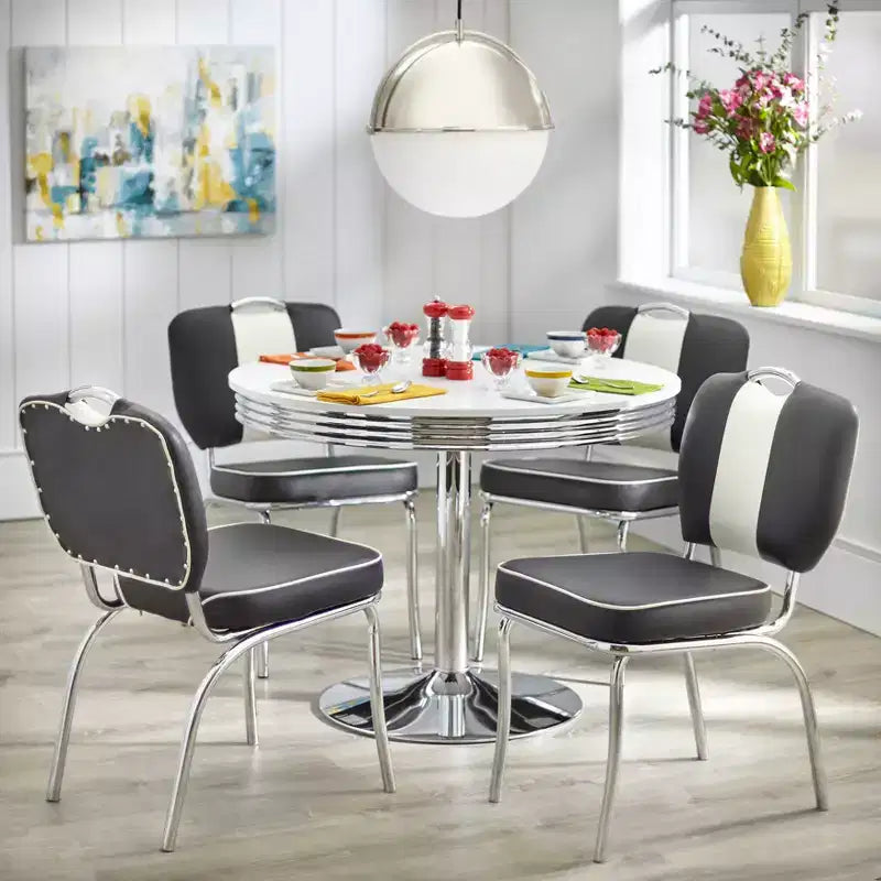 Ensemble de salle à manger Buylateral Raleigh Rétro 5 pièces, base chromée et chaises en similicuir