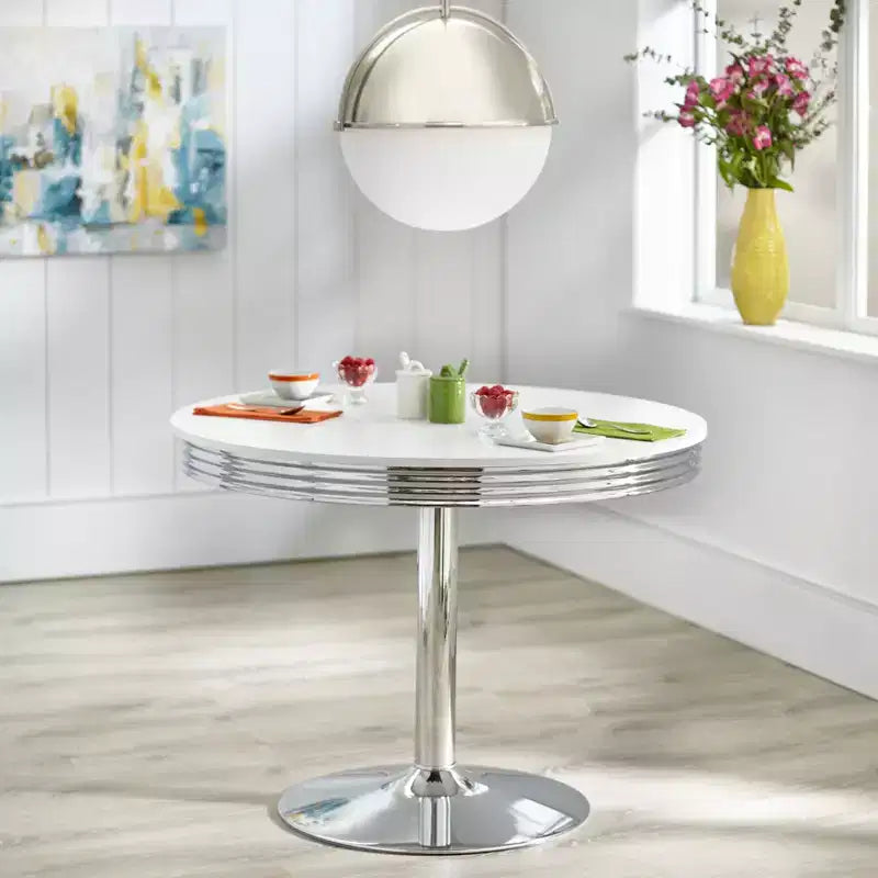 Ensemble de salle à manger Buylateral Raleigh Rétro 5 pièces, base chromée et chaises en similicuir