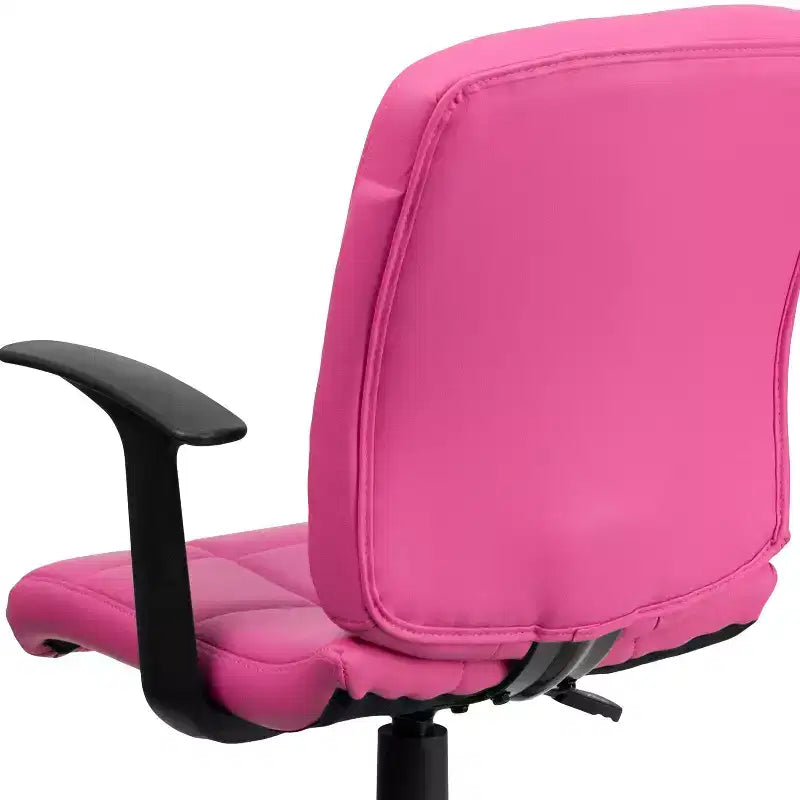 Chaise de bureau pivotante en vinyle matelassé mi-hauteur avec accoudoirs